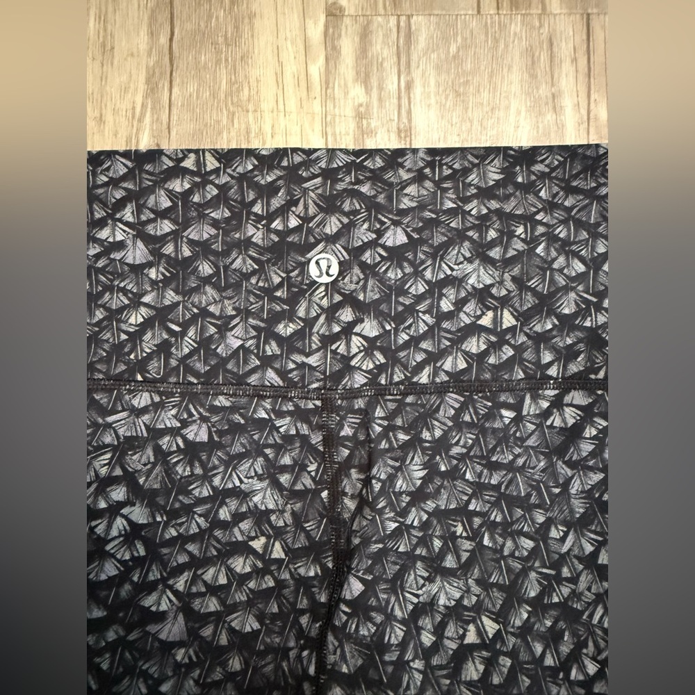 Lululemon High Times Pant (Nulux) Iridescent Multi Black size 8 25” inseam - Picture 3 of 5